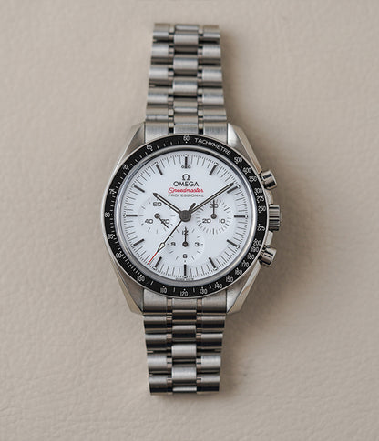 Omega Speedmaster White Moonwatch 310.30.42.50.04.001