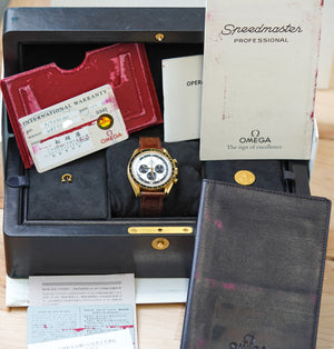 Omega Speedmaster 'Golden Panda' 3690.30