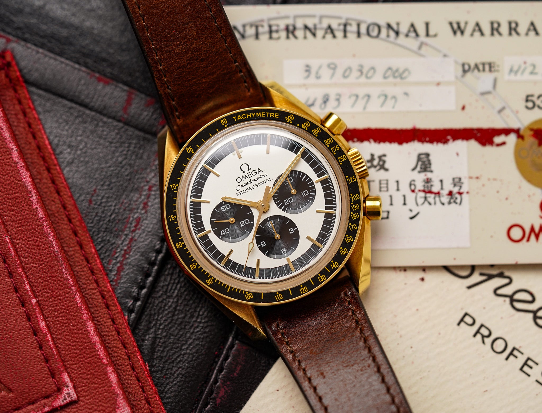 Omega Speedmaster 'Golden Panda' 3690.30