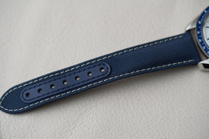 Omega Speedmaster “Silver Snoopy Award” 310.32.42.50.02.001