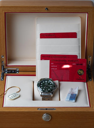 Omega Seamaster 300M Green 210.30.42.20.10.001 'Seaweed'