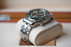 Omega Seamaster 300M Green 210.30.42.20.10.001 'Seaweed'