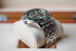 Omega Seamaster 300M Green 210.30.42.20.10.001 'Seaweed'