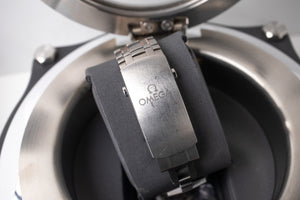 Omega Seamaster 300M Titanium ‑ Tantalum ‑ Sedna Gold 210.60.42.20.99.001