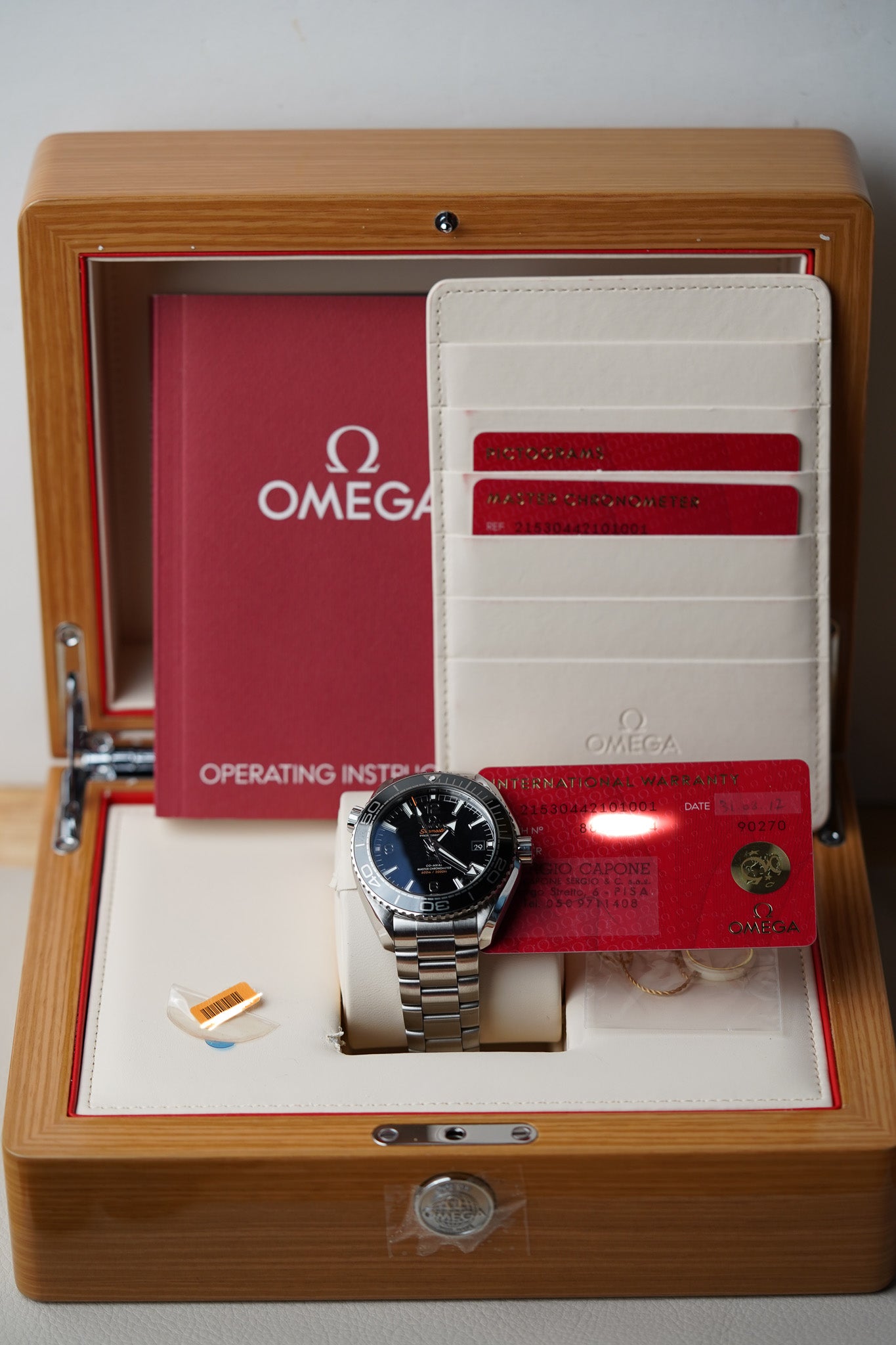 Omega Seamaster Planet Ocean 600M 215.30.44.21.01.001