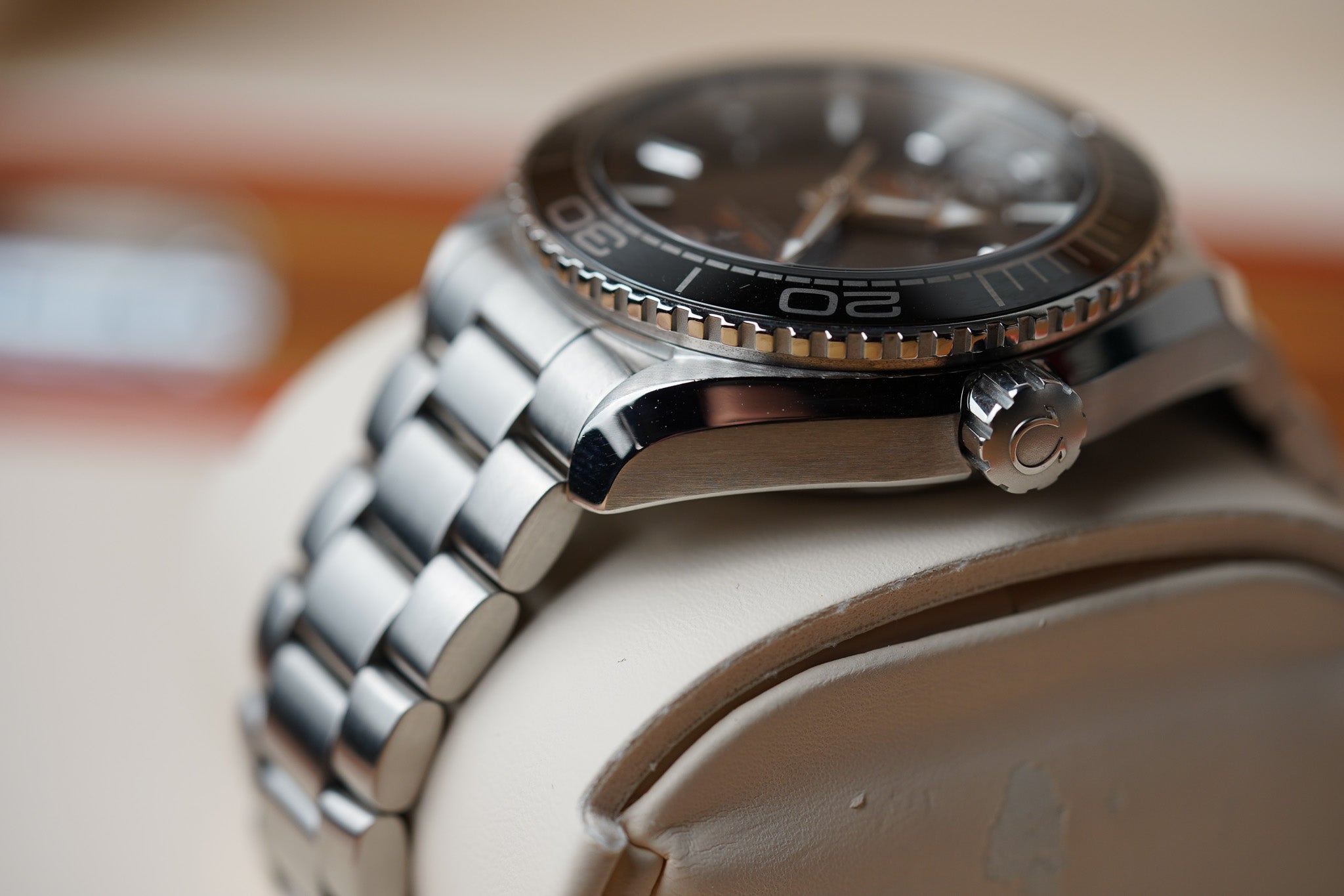 Omega Seamaster Planet Ocean 600M 215.30.44.21.01.001