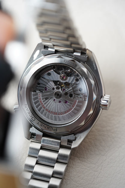 Omega Seamaster Planet Ocean 600M 215.30.44.21.01.001