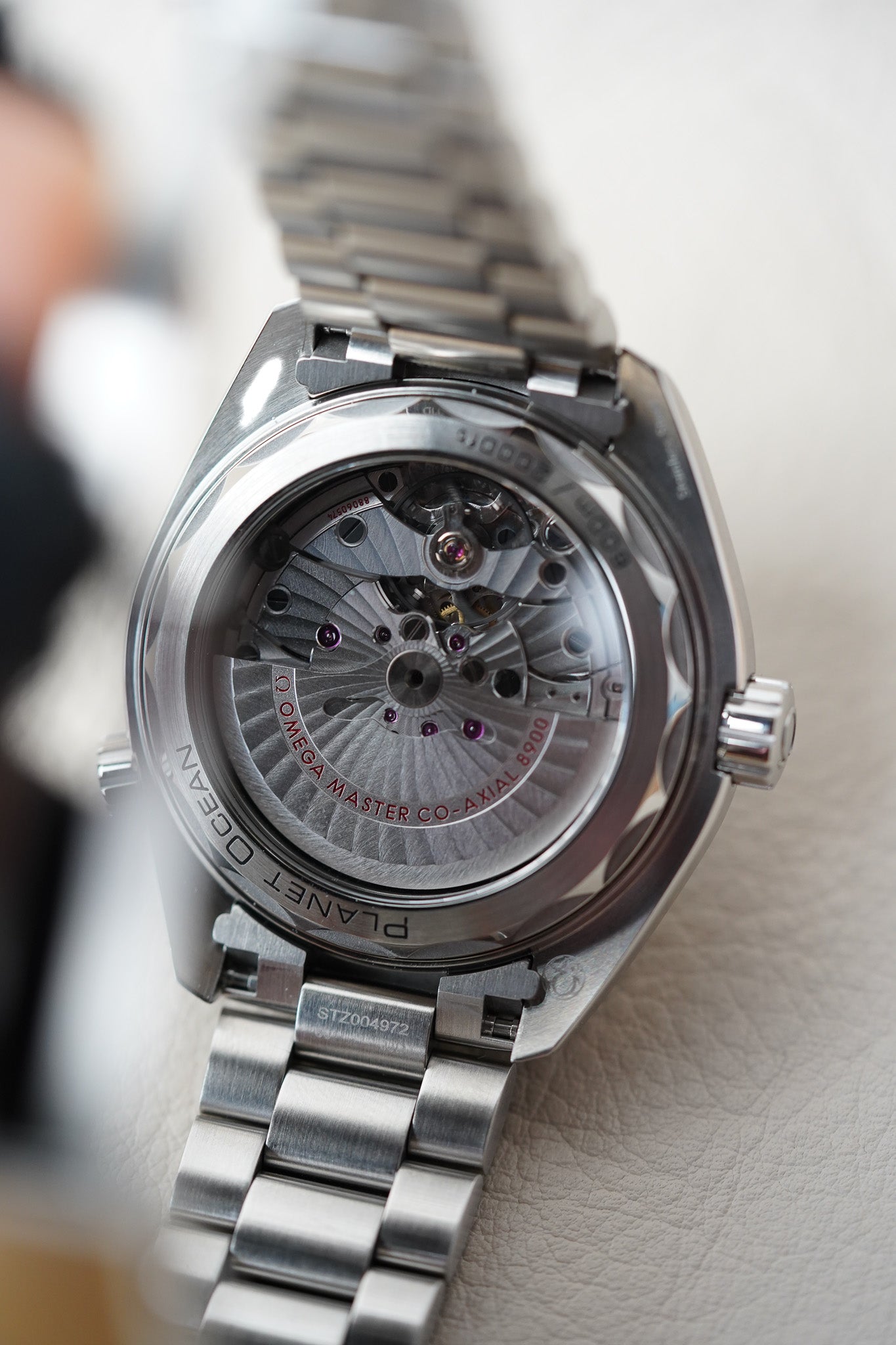 Omega Seamaster Planet Ocean 600M 215.30.44.21.01.001