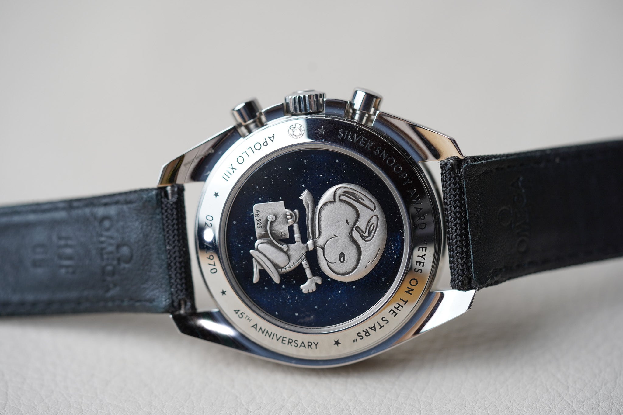 Omega Speedmaster Apollo 13 Snoopy '45th Anniversary' 311.32.42.30.04.003