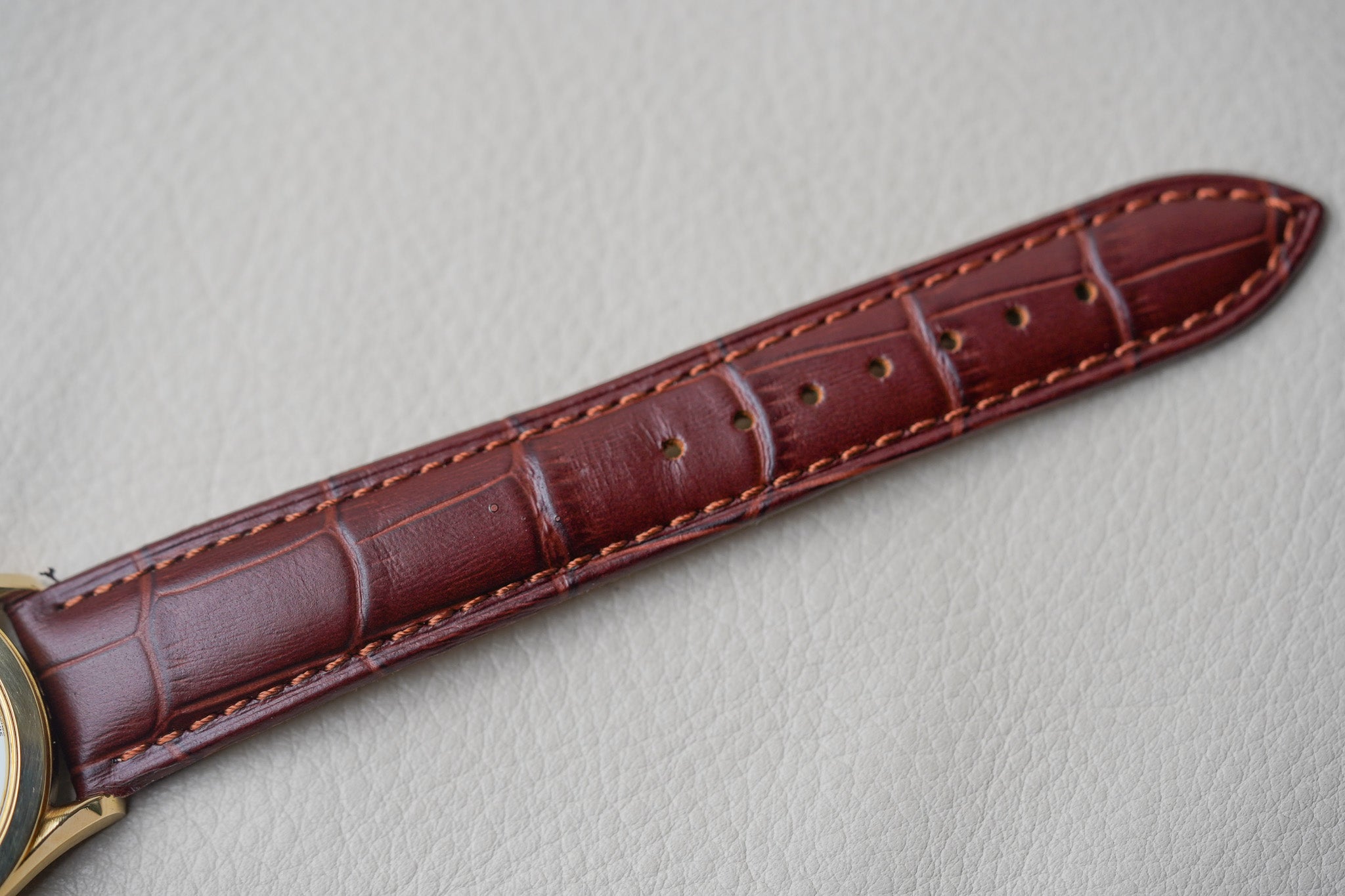Omega Speedmaster Classic Heritage Maison Fondée en 1848 - 166.0285 / 3601.20 Solid 18k Gold