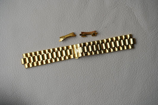 Omega Speedmaster Classic Heritage Maison Fondée en 1848 - 166.0285 / 3601.20 Solid 18k Gold