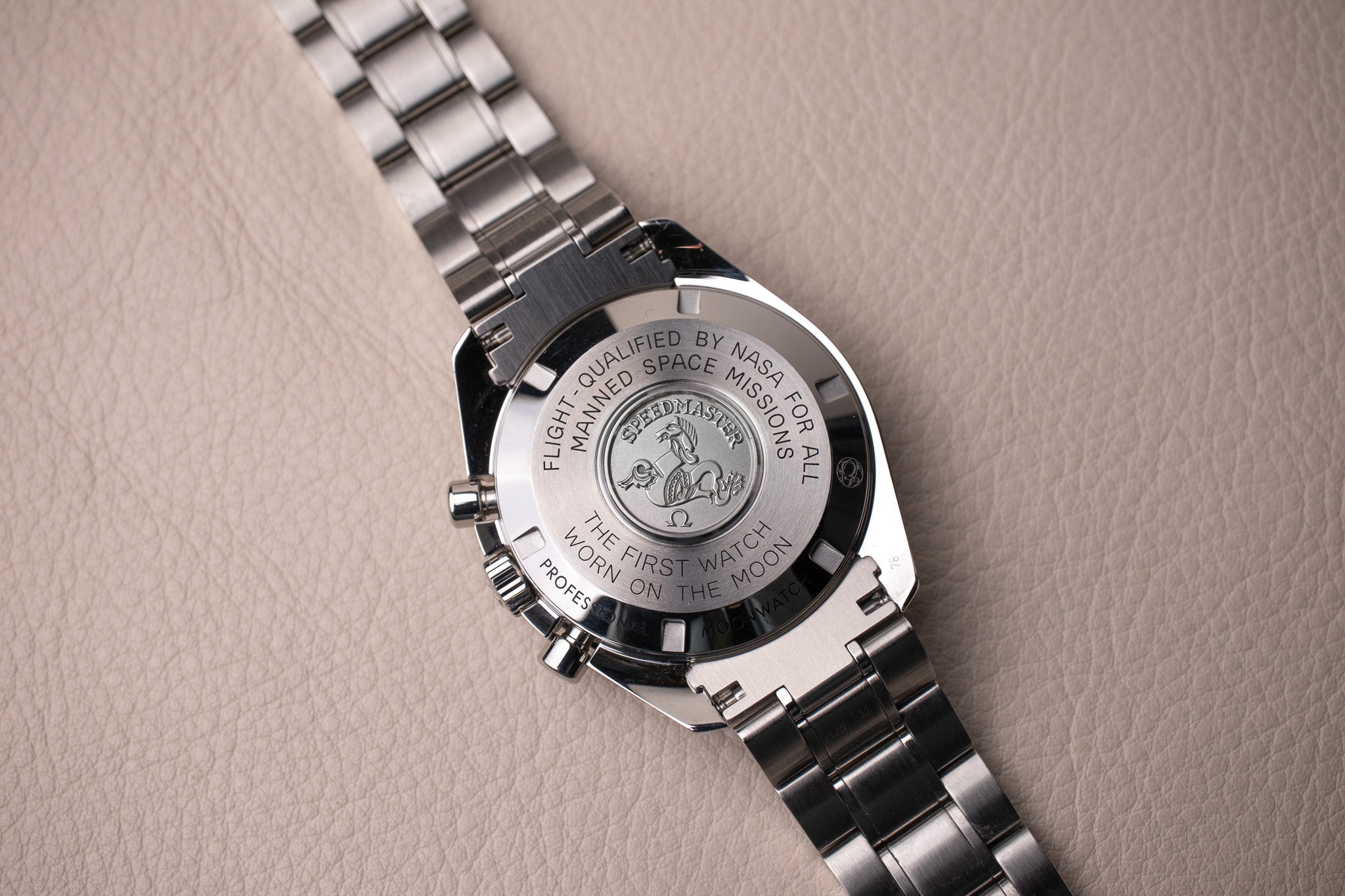 Omega Speedmaster Hesalite 311.30.42.30.01.005