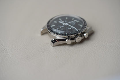 Omega Speedmaster Master Sultanate of Oman Khanjar Limited 310.30.42.50.01.003