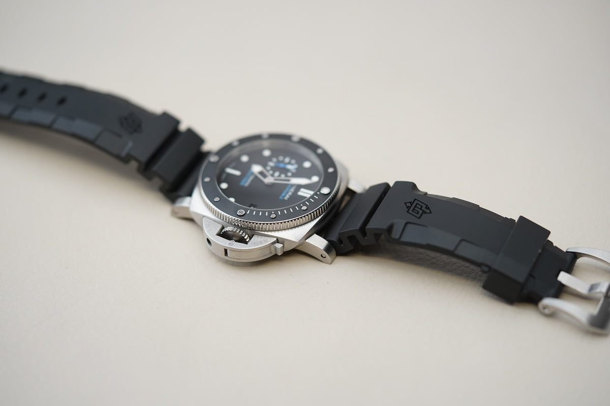 Panerai Luminor Submersible PAM00683