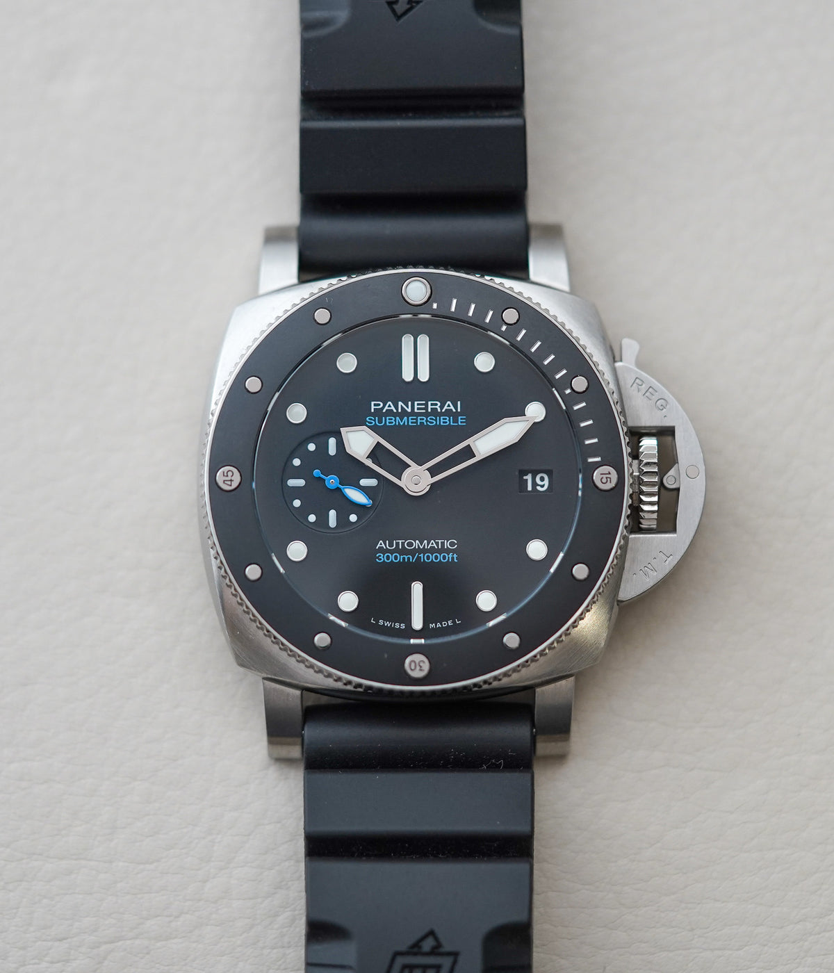 Panerai Luminor Submersible PAM01683