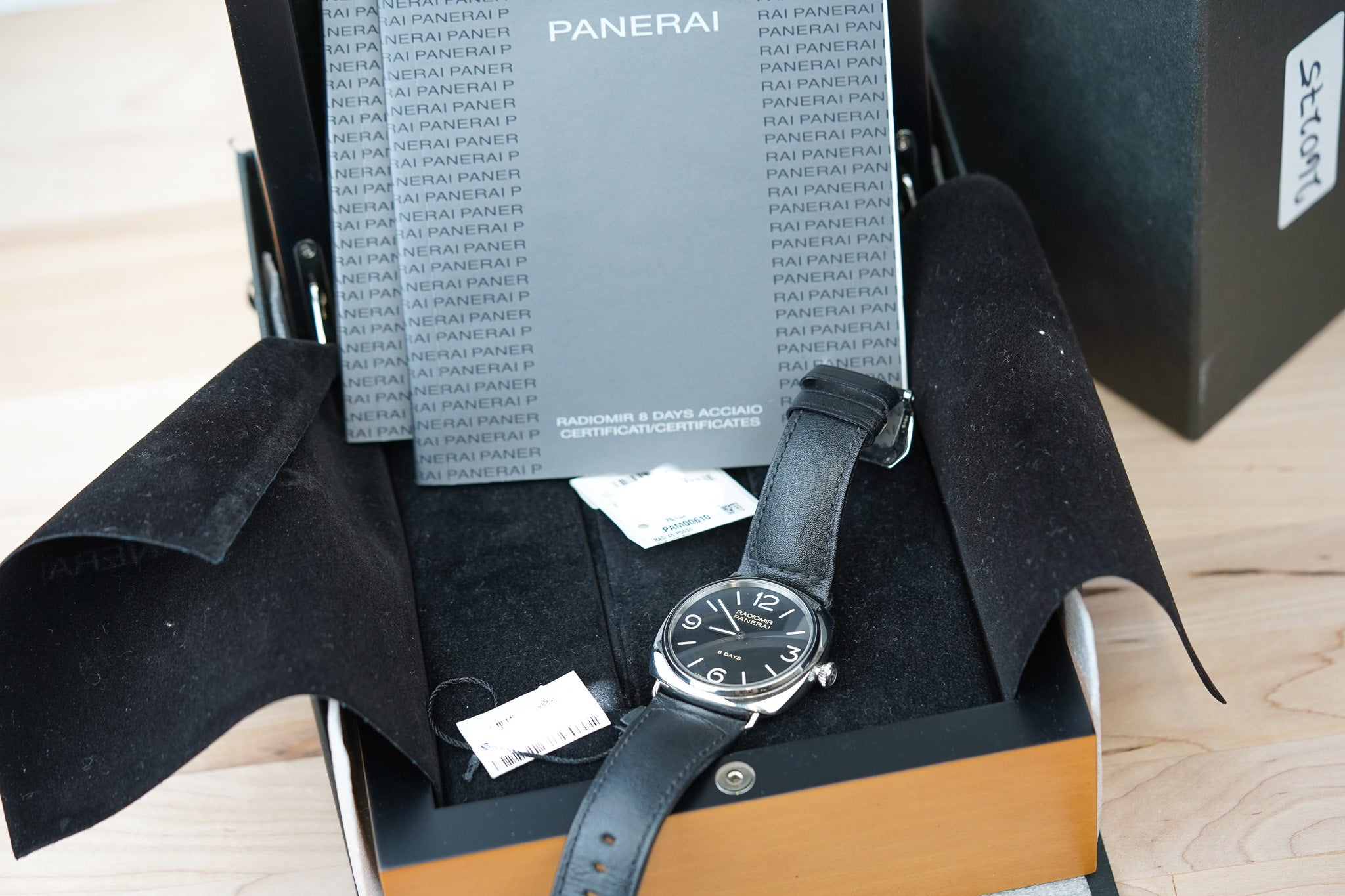 Panerai Radiomir 8 Day Black Seal PAM610