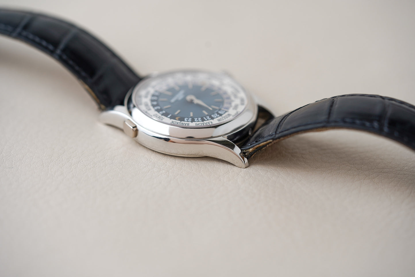 Patek Philippe World Time 5110P Platinum Blue 37mm