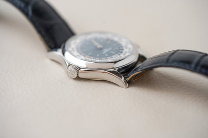 Patek Philippe World Time 5110P Platinum Blue 37mm