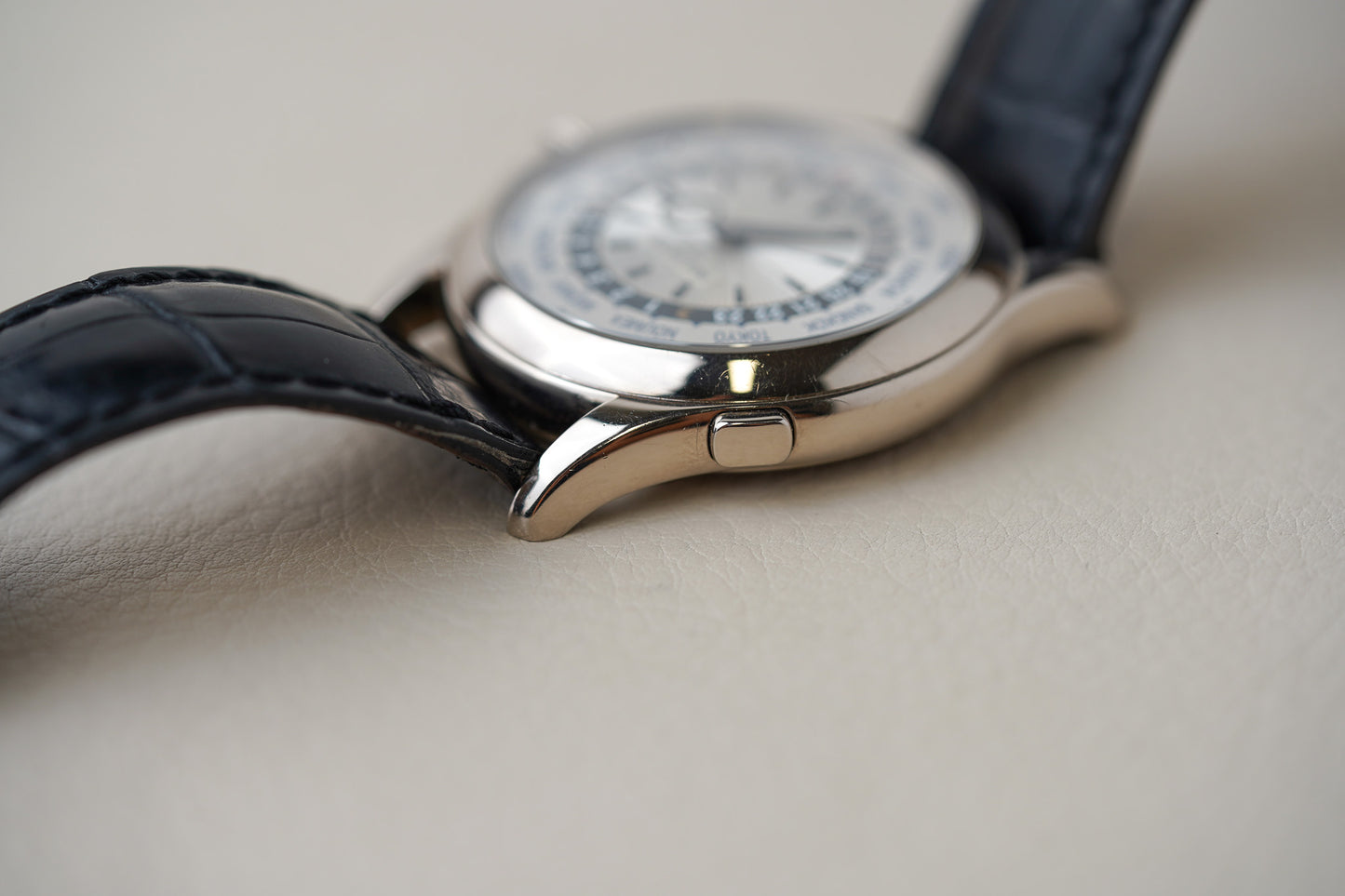 Patek Philippe World Time 5130G White Gold 39mm