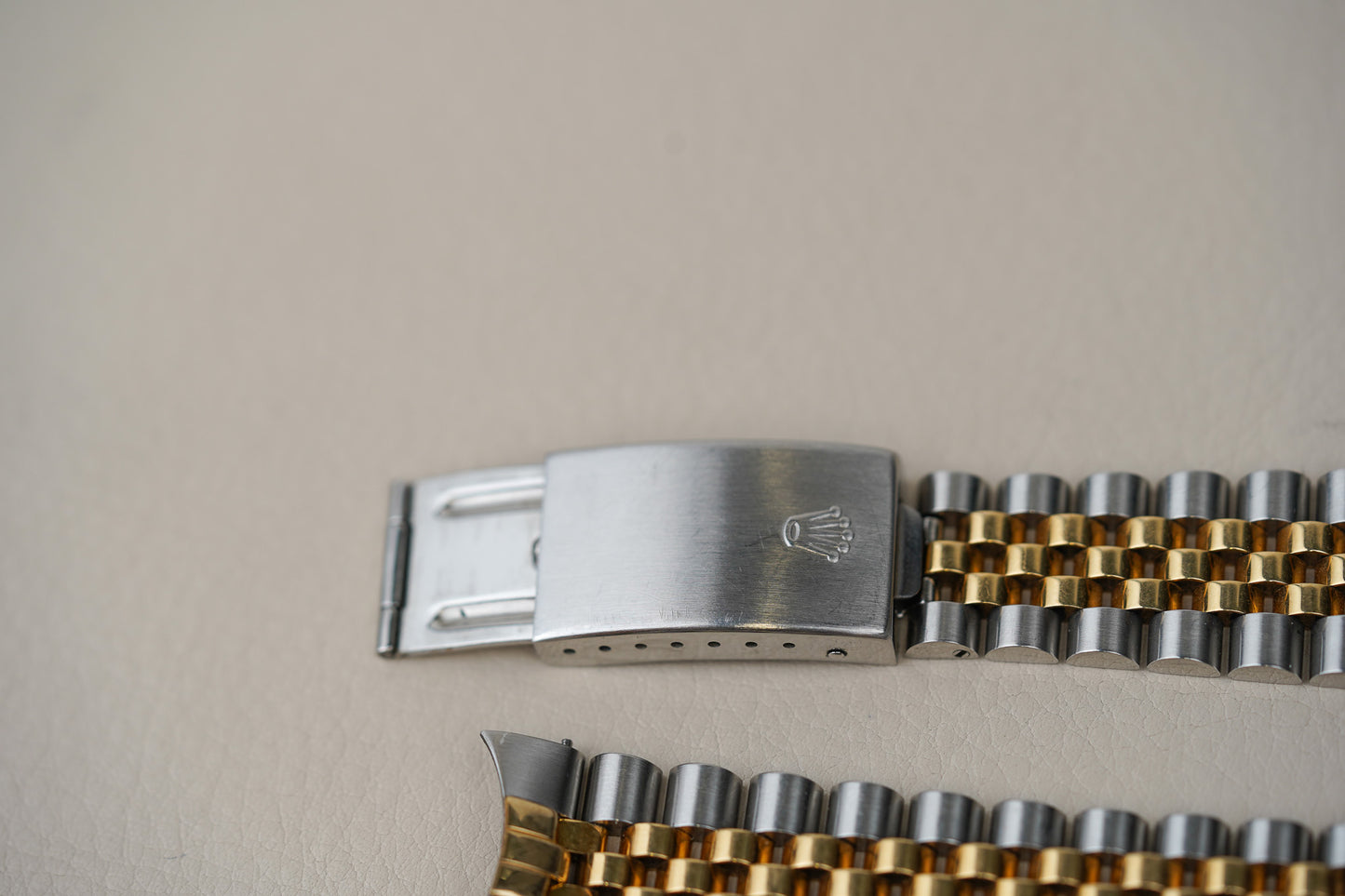 Rolex Datejust 16233 Champagne Dial