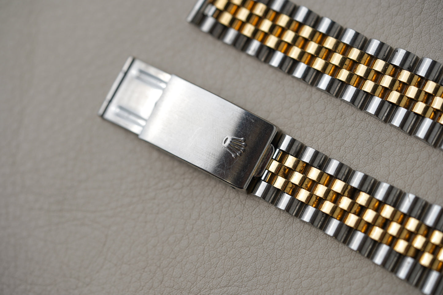 Rolex Datejust 16233 Champagne Dial