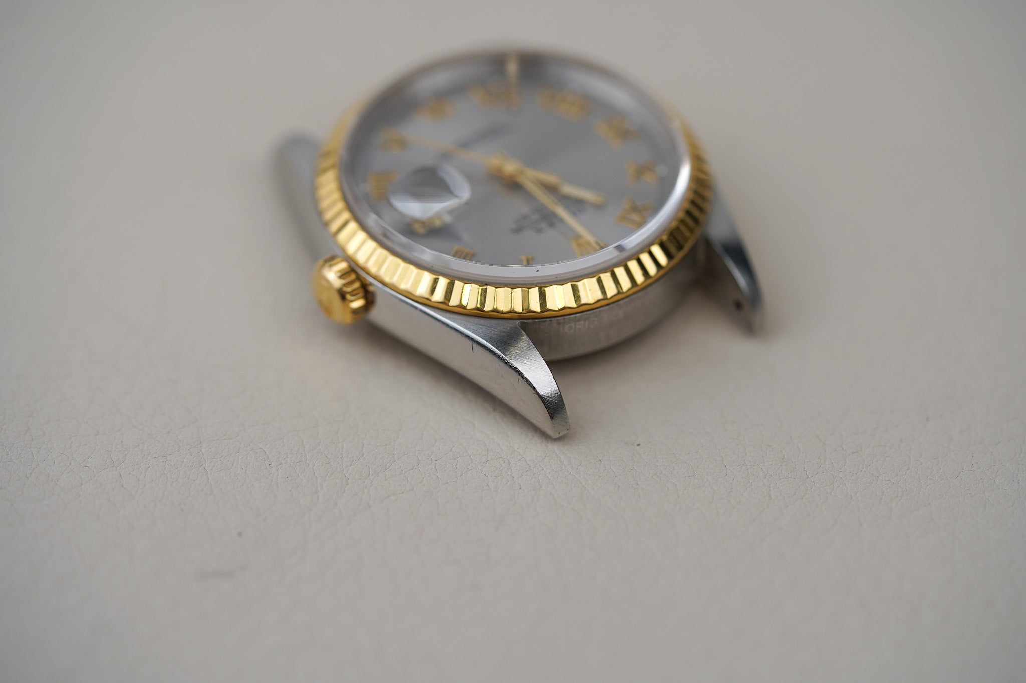 Rolex Datejust 16233 Gray Roman Dial
