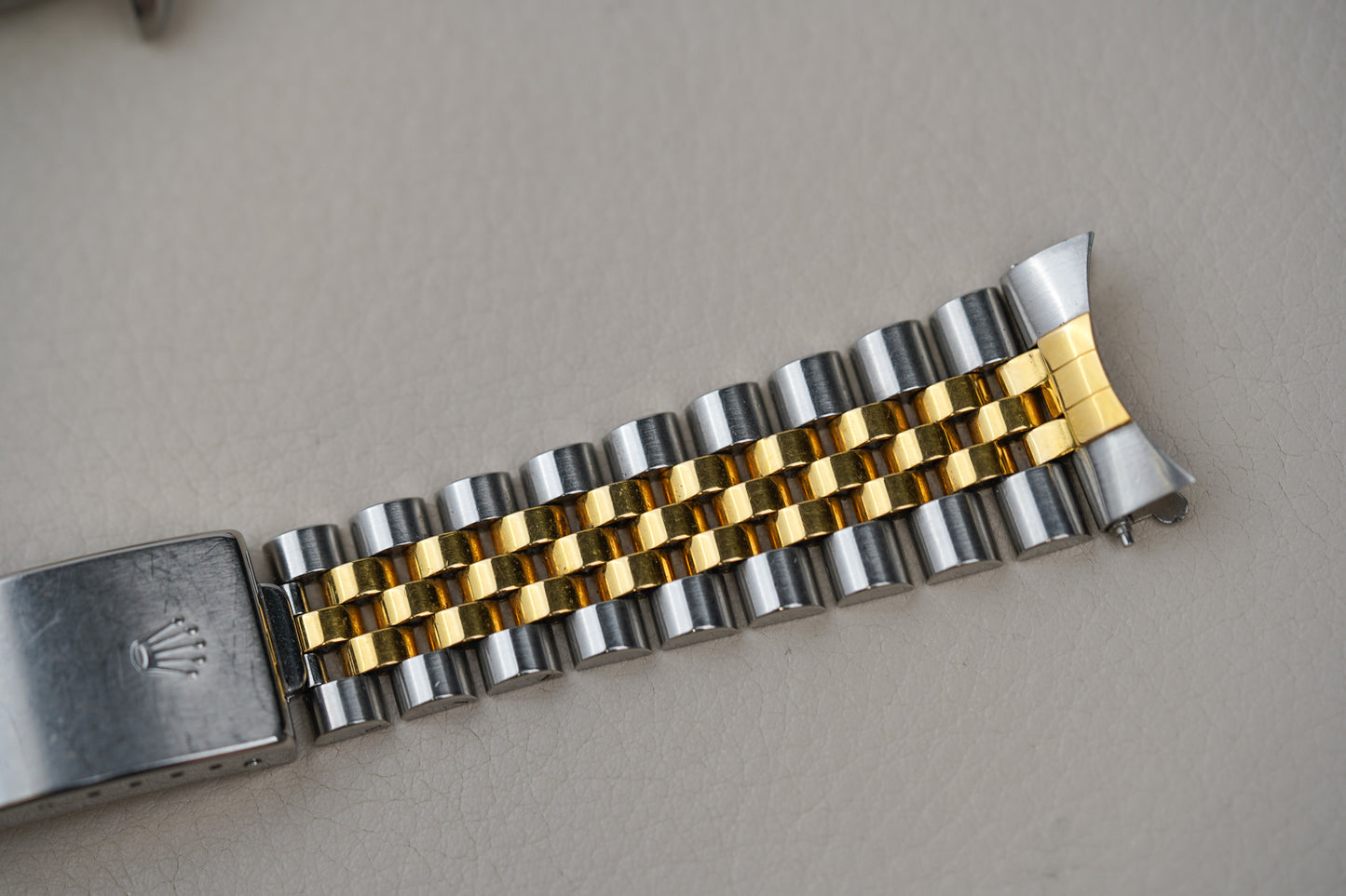 Rolex Datejust 16233 Gray Roman Dial