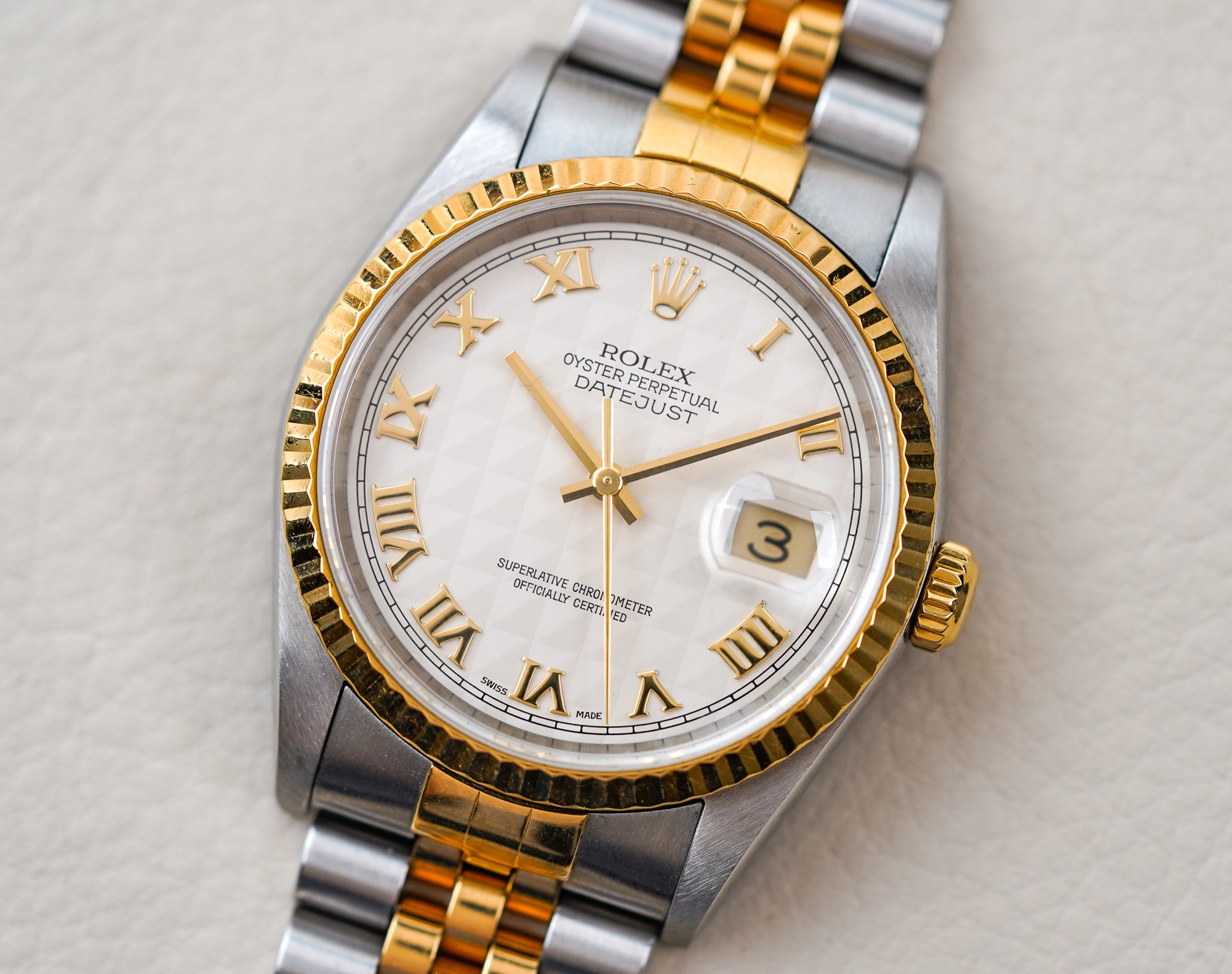 Rolex Datejust 16233 Pyramid Ivory Dial
