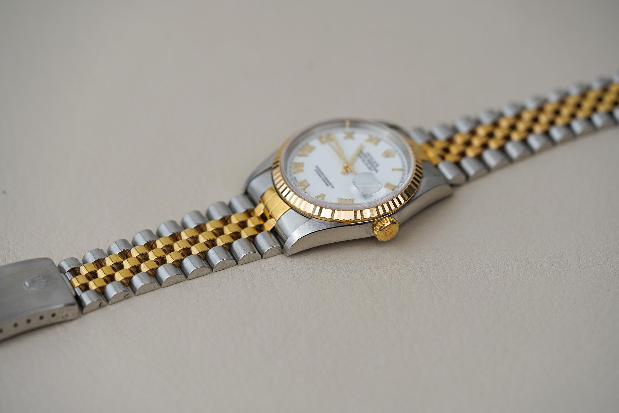 Rolex Datejust 16233 White Roman Dial