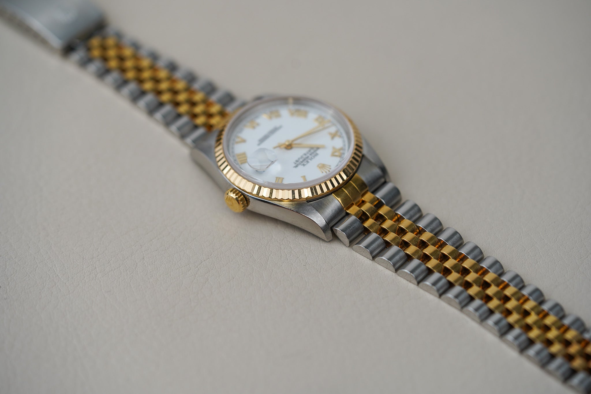 Rolex Datejust 16233 White Roman Dial