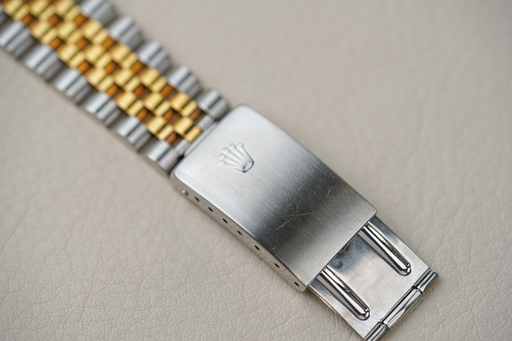 Rolex Datejust 16233 White Roman Dial