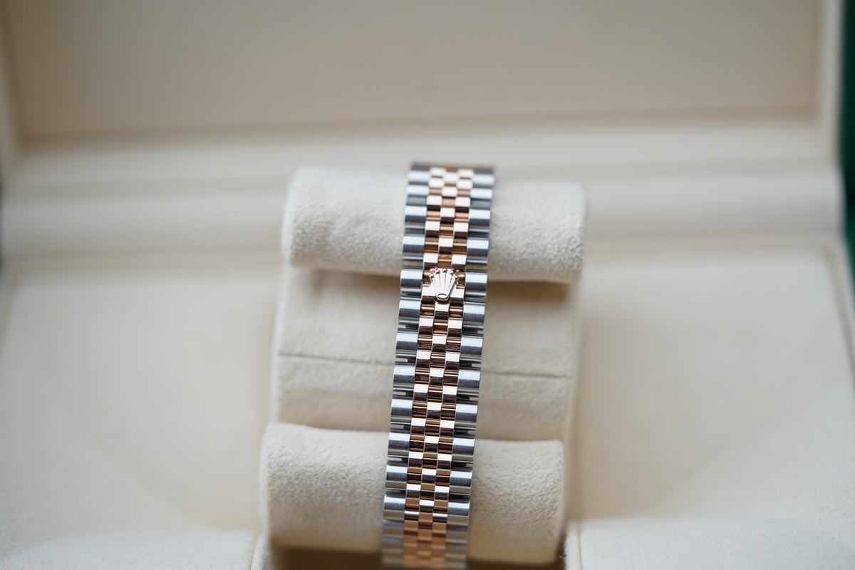 Rolex Datejust 31 Rose Gold Silver Diamond Dial Jubilee 278271