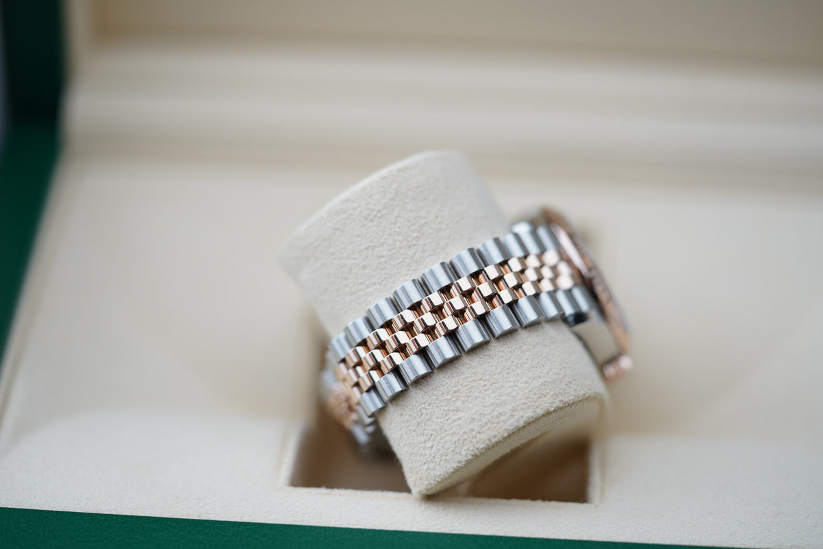 Rolex Datejust 31 Rose Gold Silver Diamond Dial Jubilee 278271