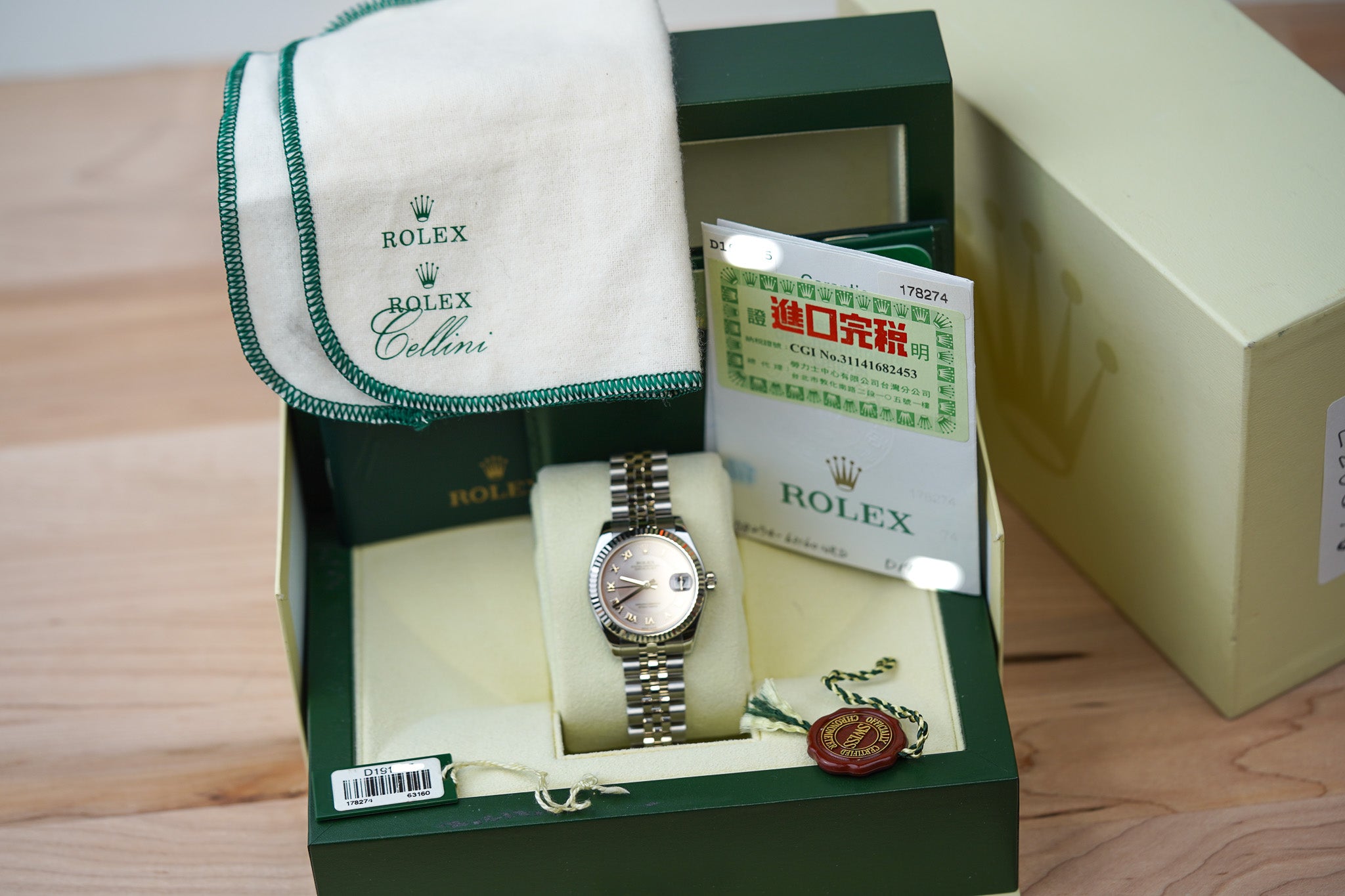 Rolex Datejust 31mm Mother of Pearl 178274