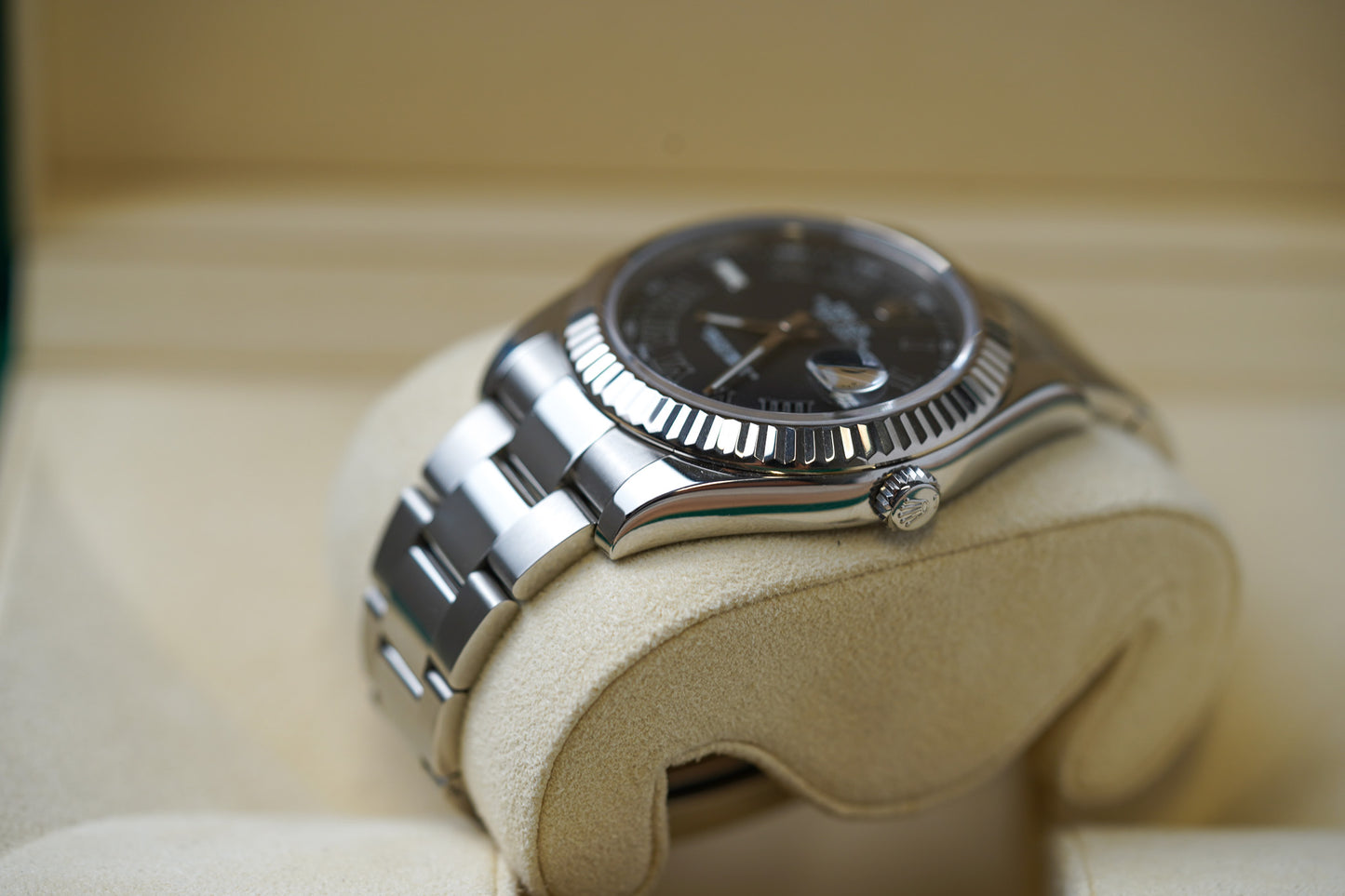 Rolex Datejust II Grey Roman 116334