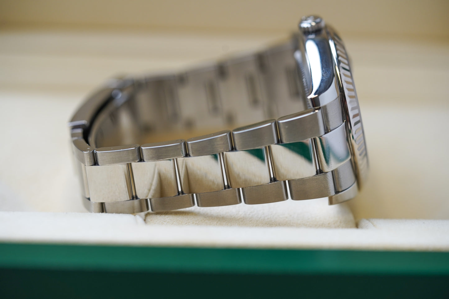 Rolex Datejust II Grey Roman 116334