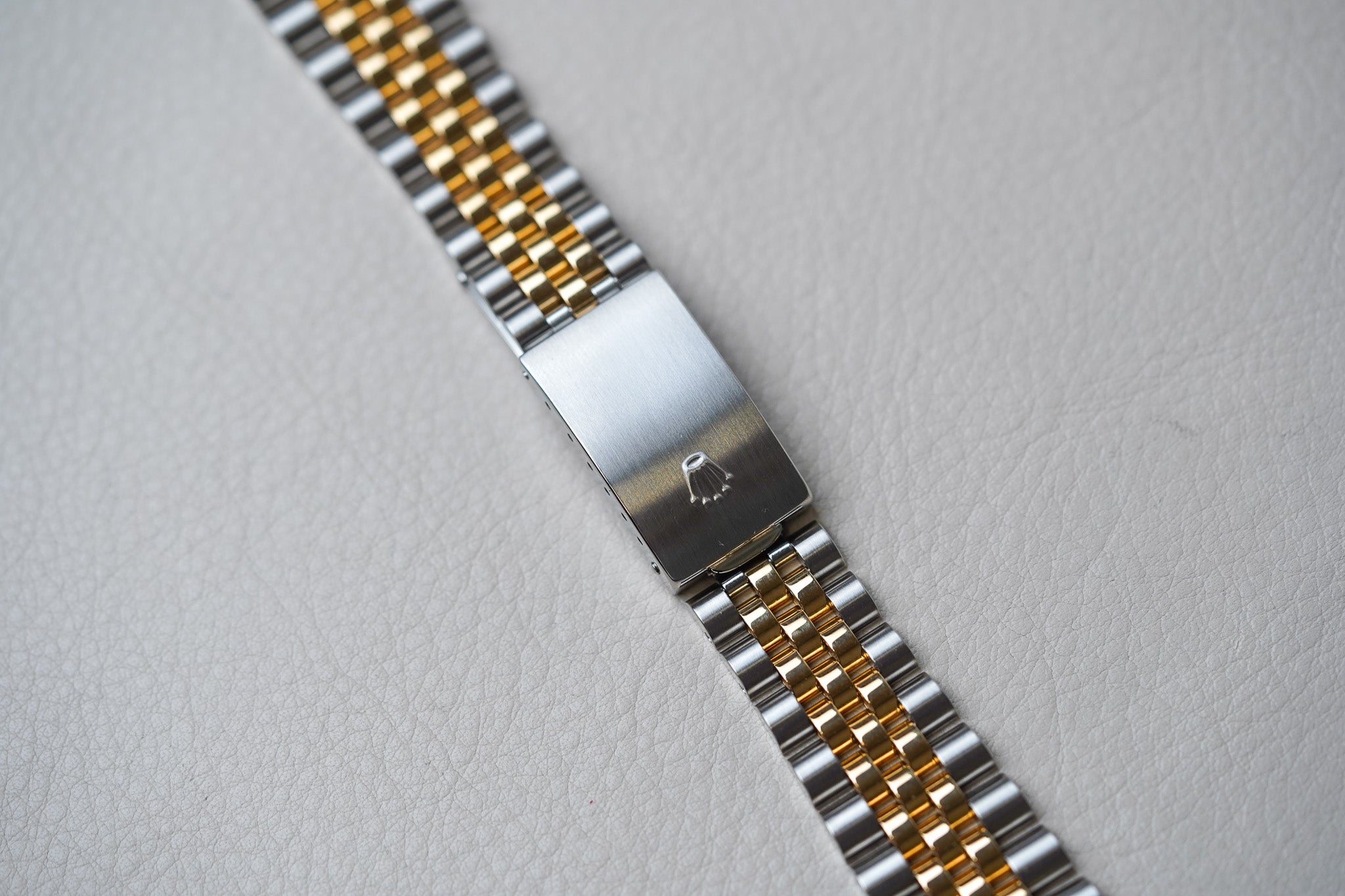 Rolex Datejust Pyramid Roman Dial 16233