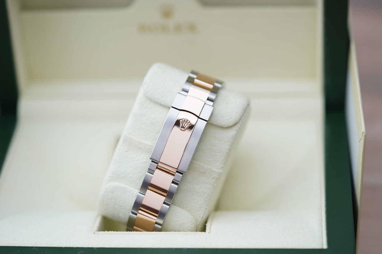 Rolex Datejust Turn-O-Graph 116261 Rose Gold Black Dial