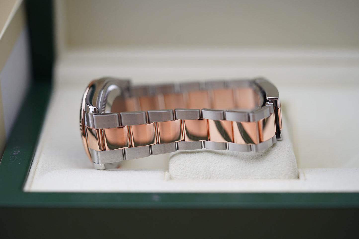 Rolex Datejust Turn-O-Graph 116261 Rose Gold Black Dial