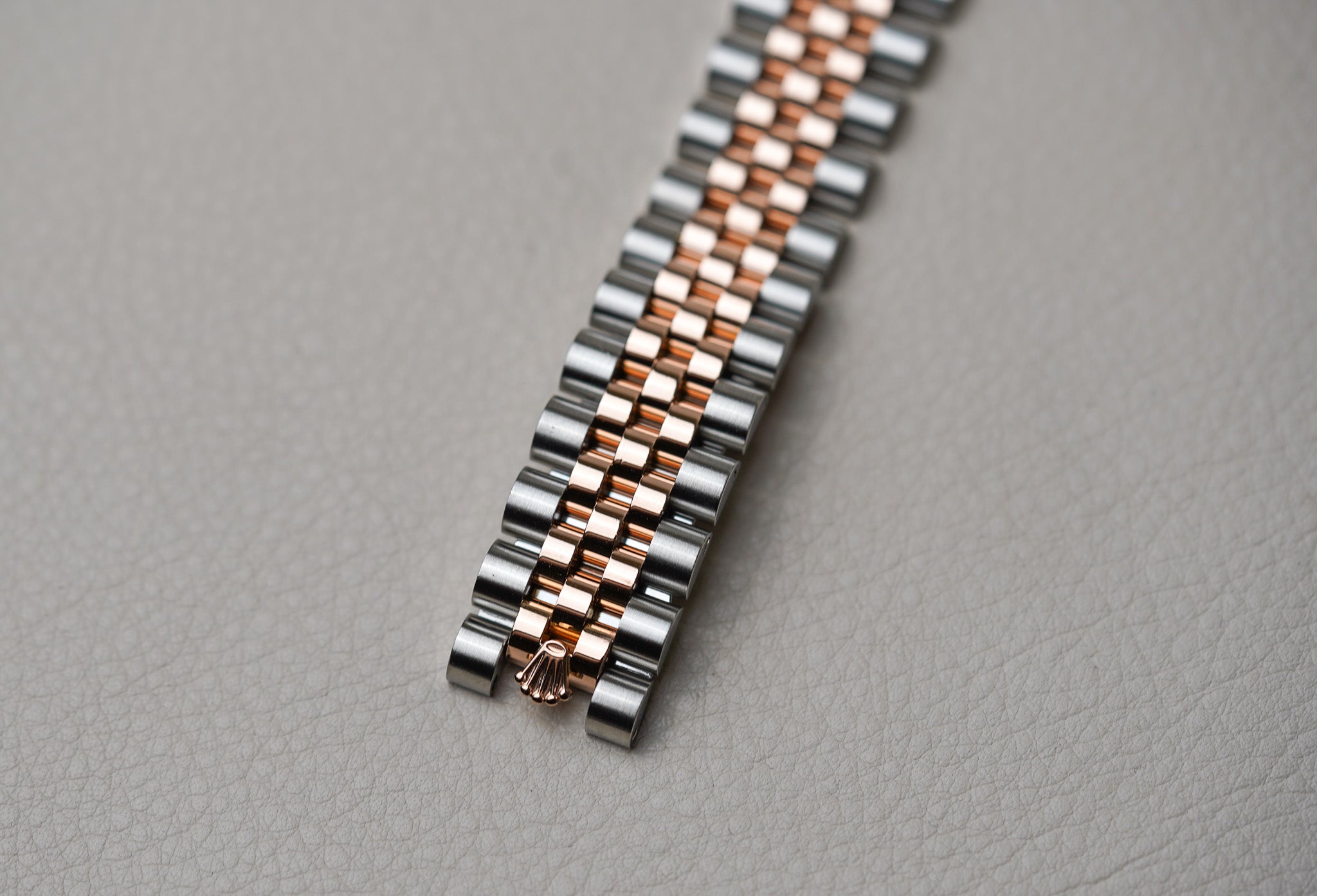 Rolex Datejust Turn-O-Graph 116261 Rose Gold Two Tone Jubilee