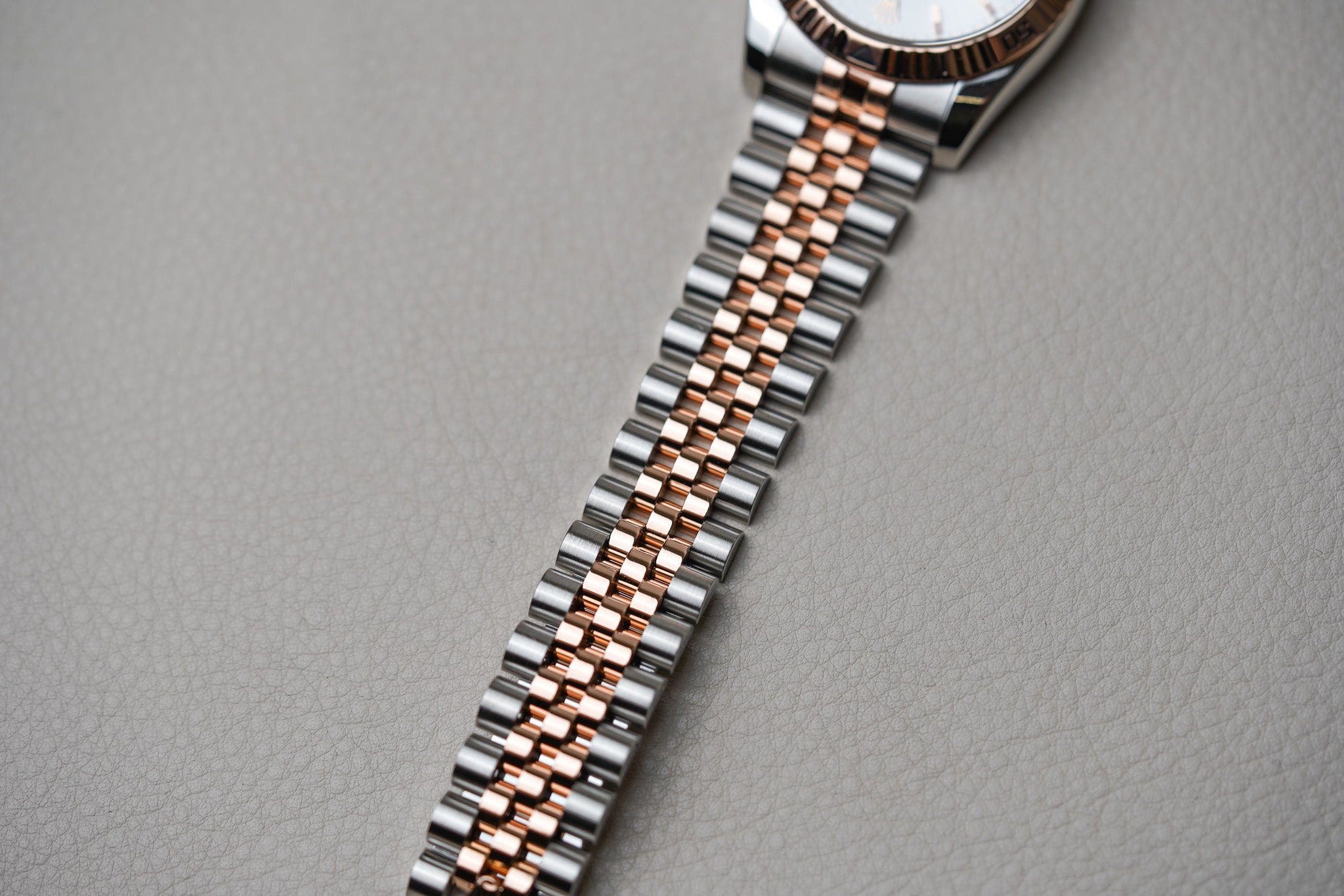 Rolex Datejust Turn-O-Graph 116261 Rose Gold Two Tone Jubilee