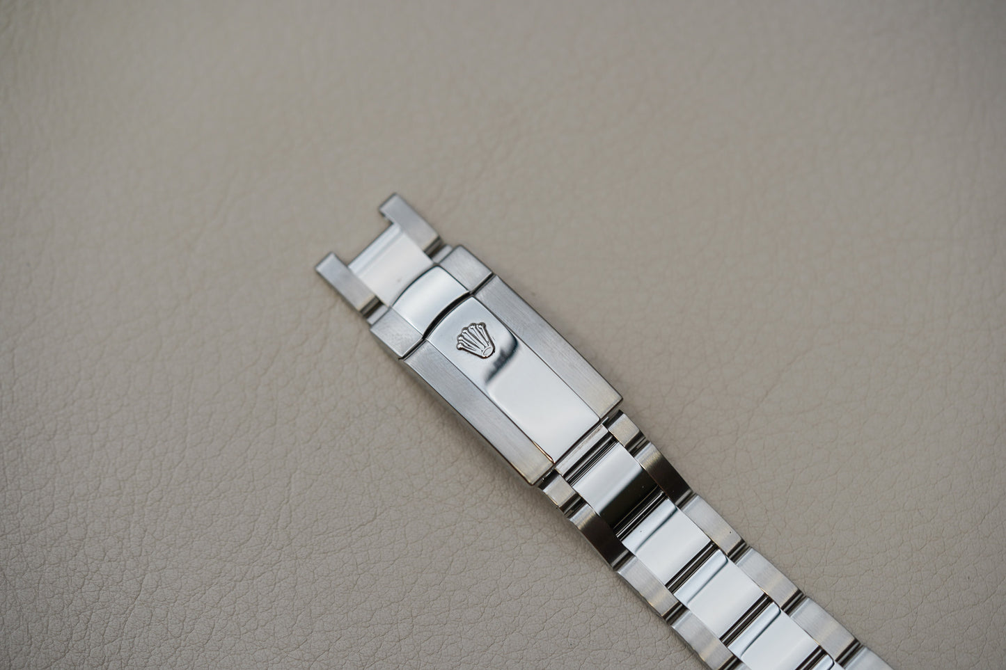 Rolex Datejust Turn-O-Graph White Dial 116264 Oyster