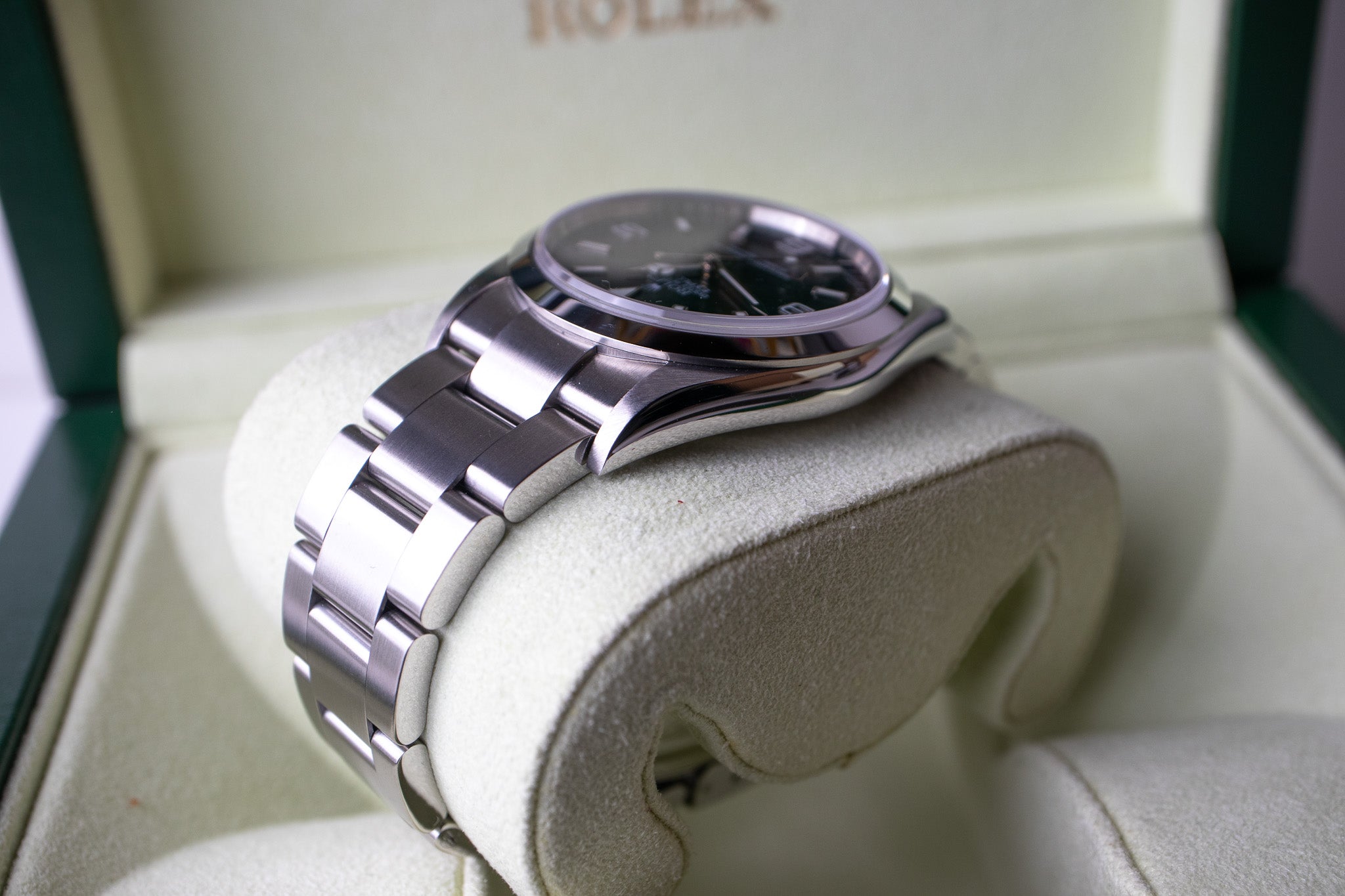 Rolex Explorer 1 114270