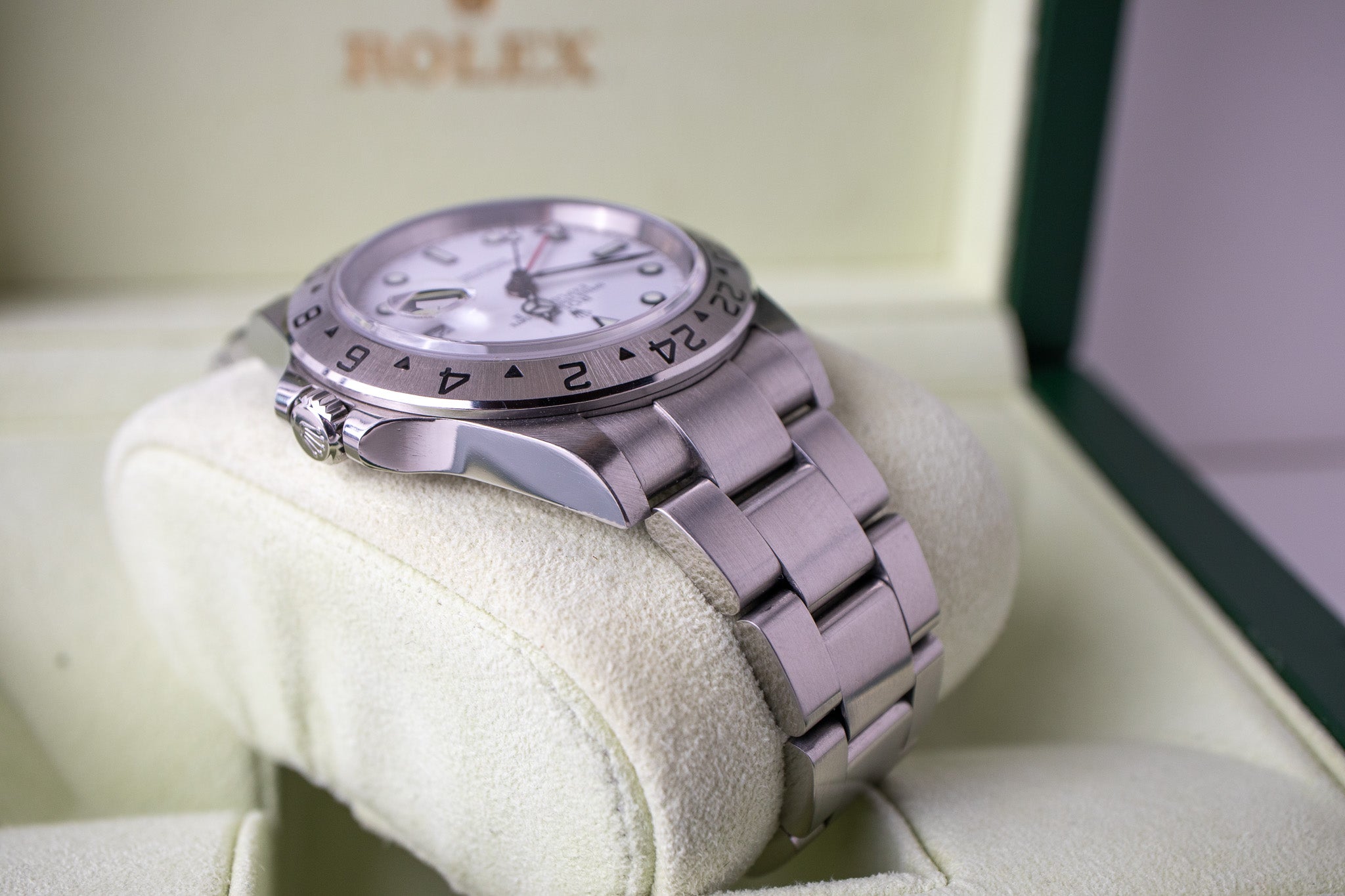 Rolex Explorer II 16570 Polar