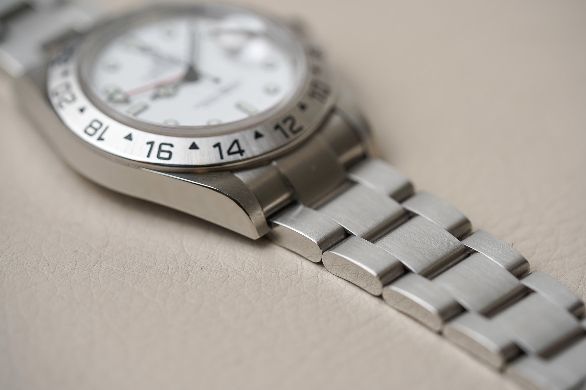 Rolex Explorer II 16570 Polar 'Engraved Rehaut'