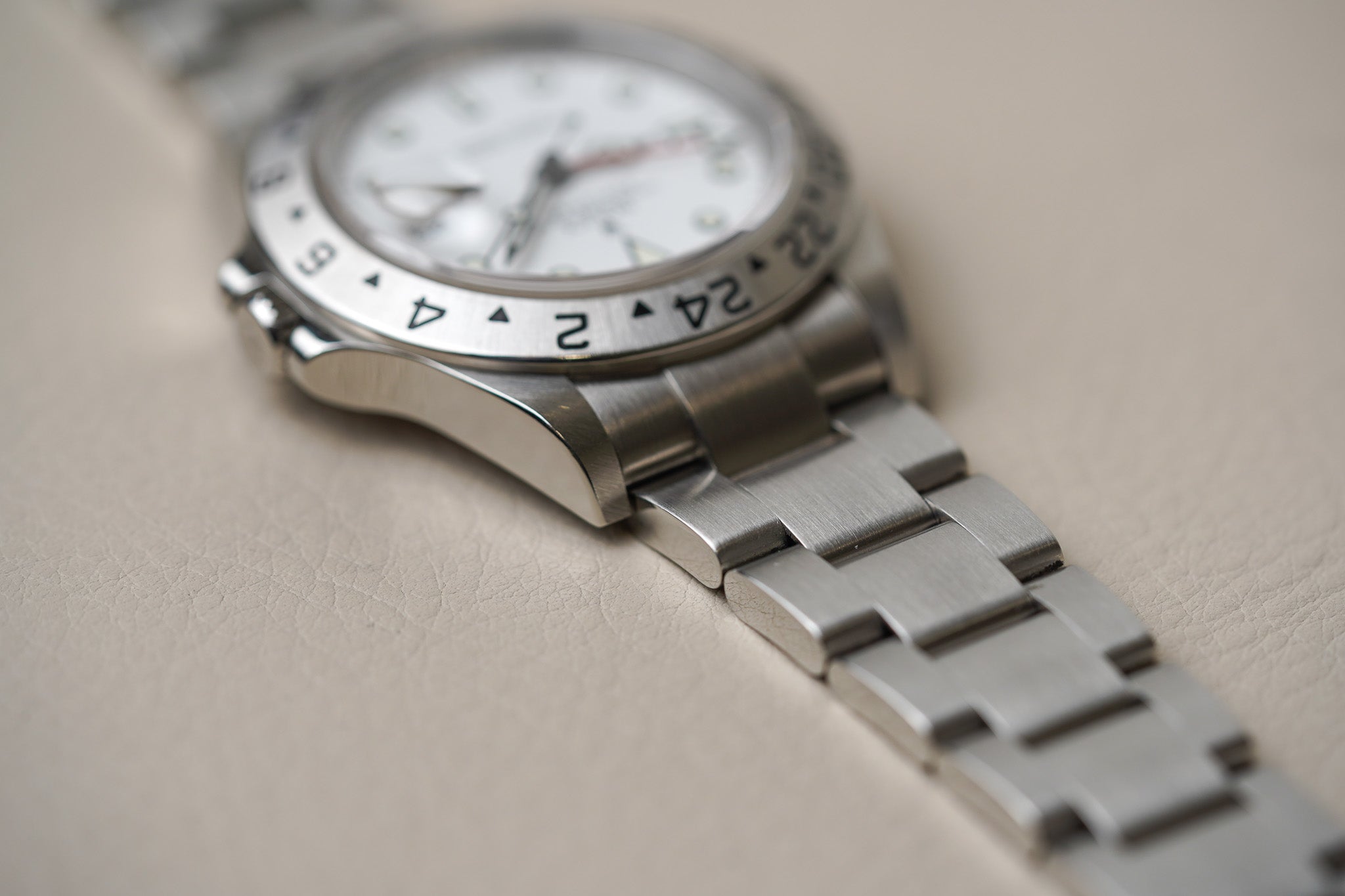 Rolex Explorer II 16570 Polar 'Engraved Rehaut'