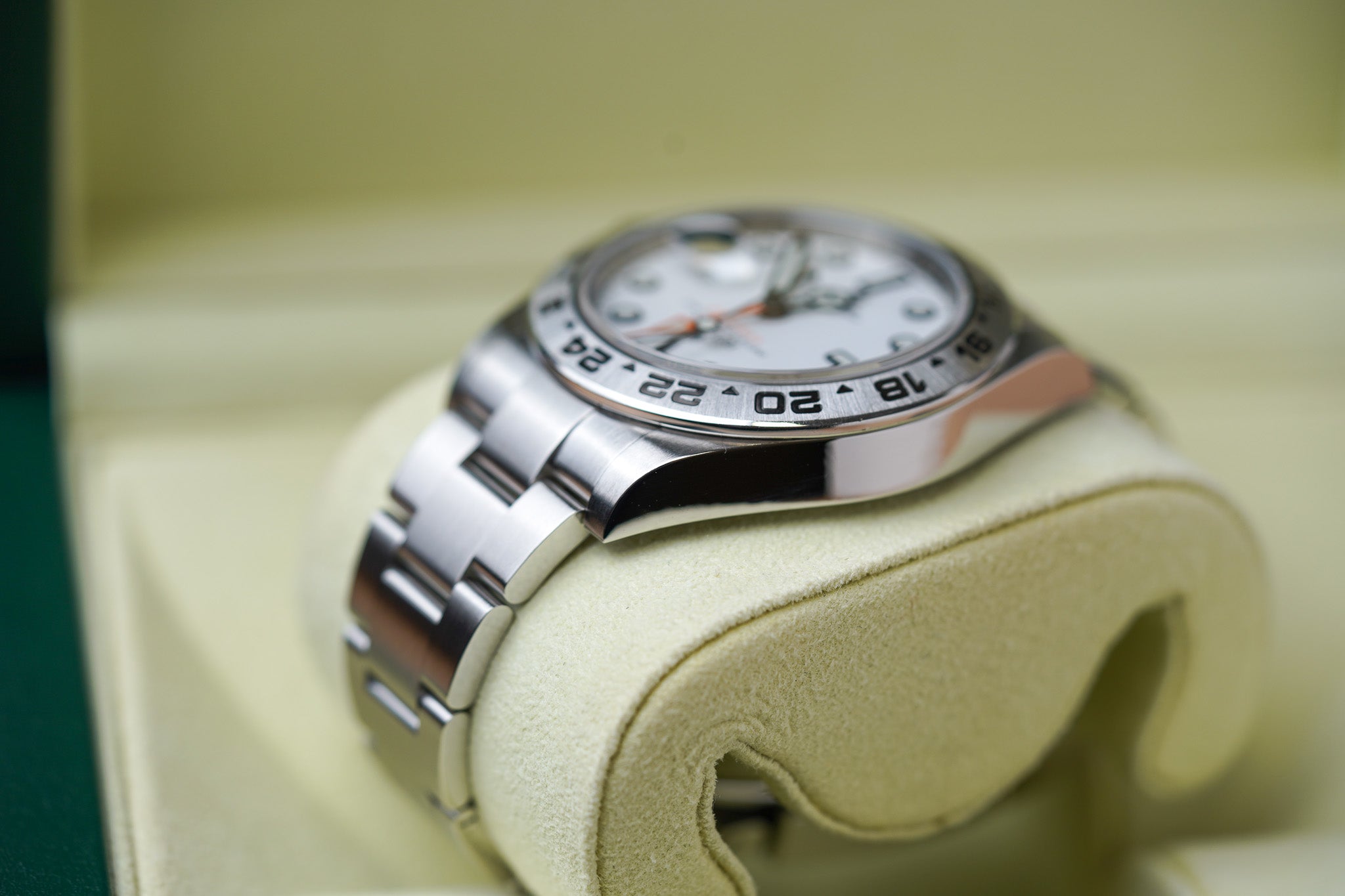 Rolex Explorer II 216570 Polar