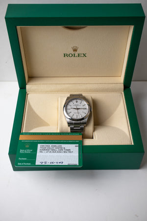 Rolex Oyster Perpetual 39 White 114300