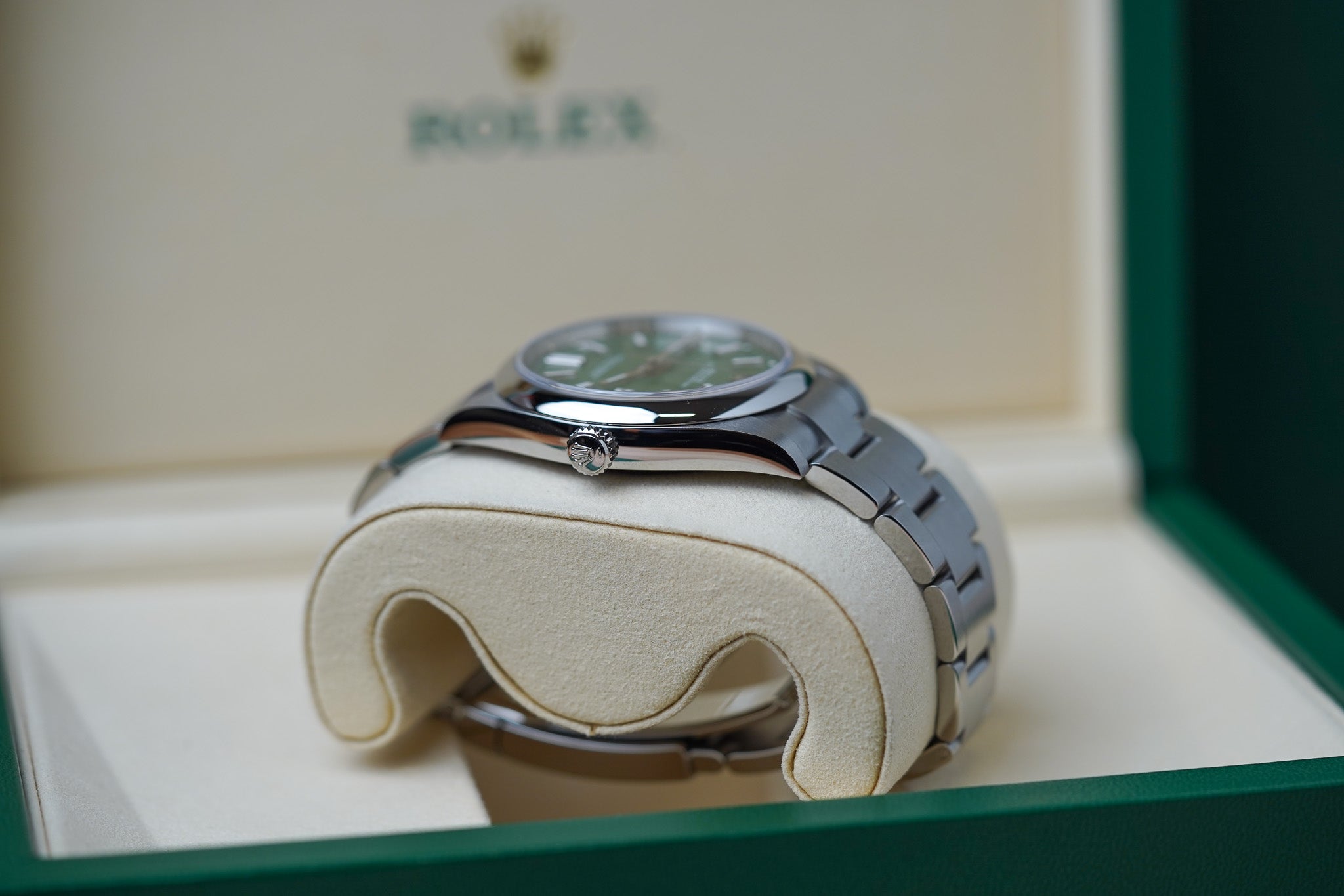 Rolex Oyster Perpetual 41 124300 Green