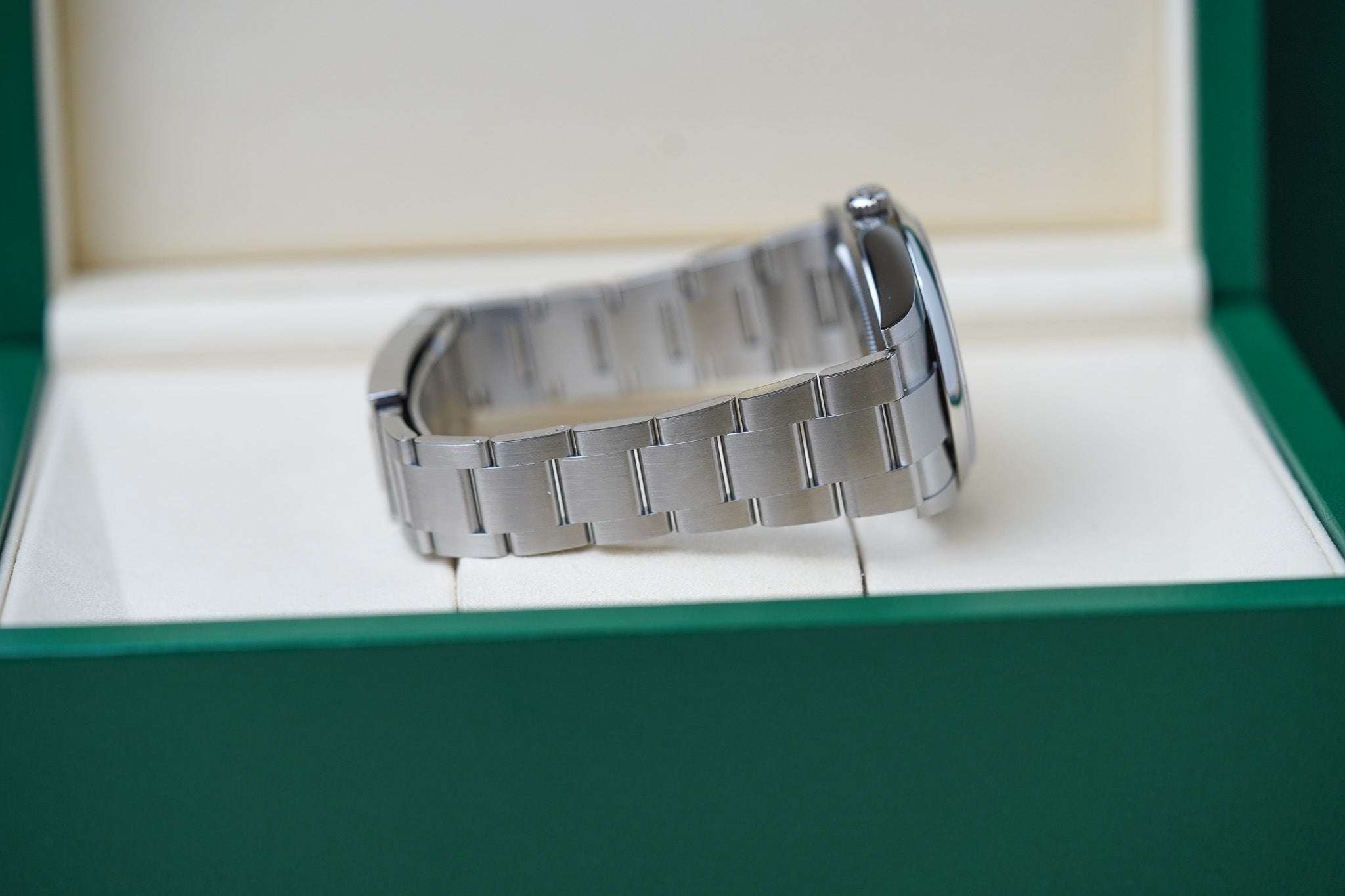 Rolex Oyster Perpetual 41 124300 Green